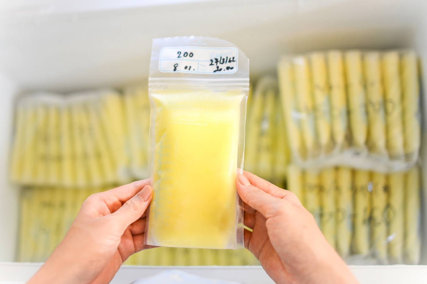 Breast milk storage: How to store fresh and leftover milk