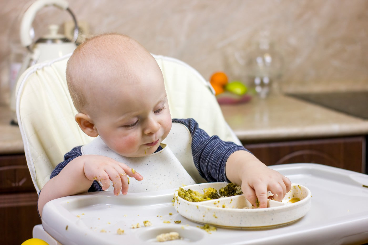 http://www.happiestbaby.com/cdn/shop/articles/baby-dinner-ideas_1300x@2x.jpg?v=1667950727