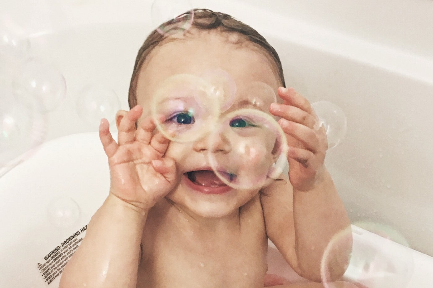 12 Ways to Make Bath Time Benefit Your Baby's Development