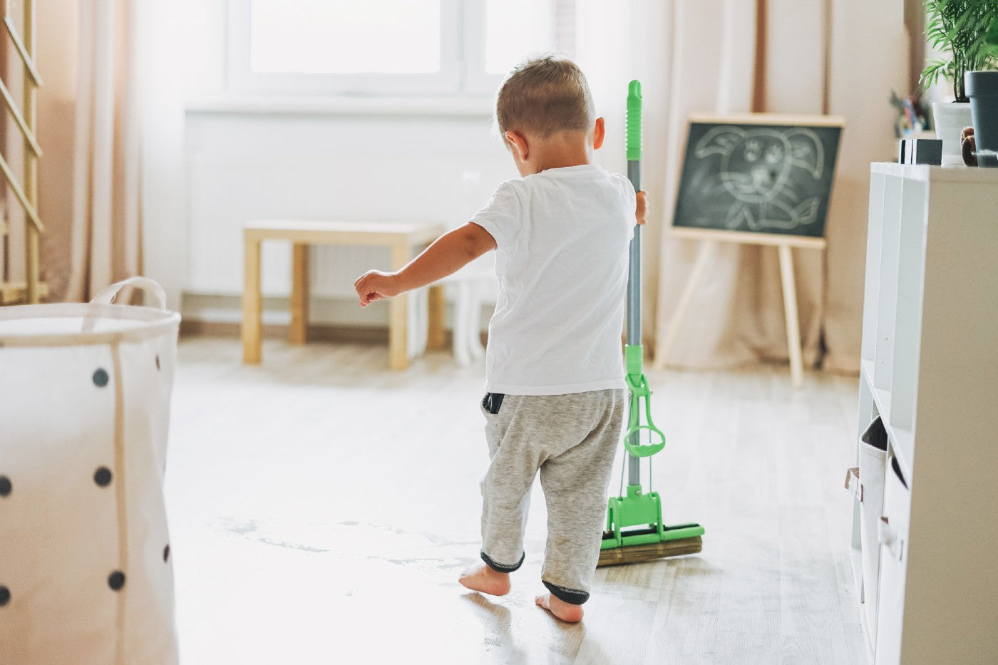 7 Ways To Keep Your Nursery Clean Without Toxic Chemicals - Force