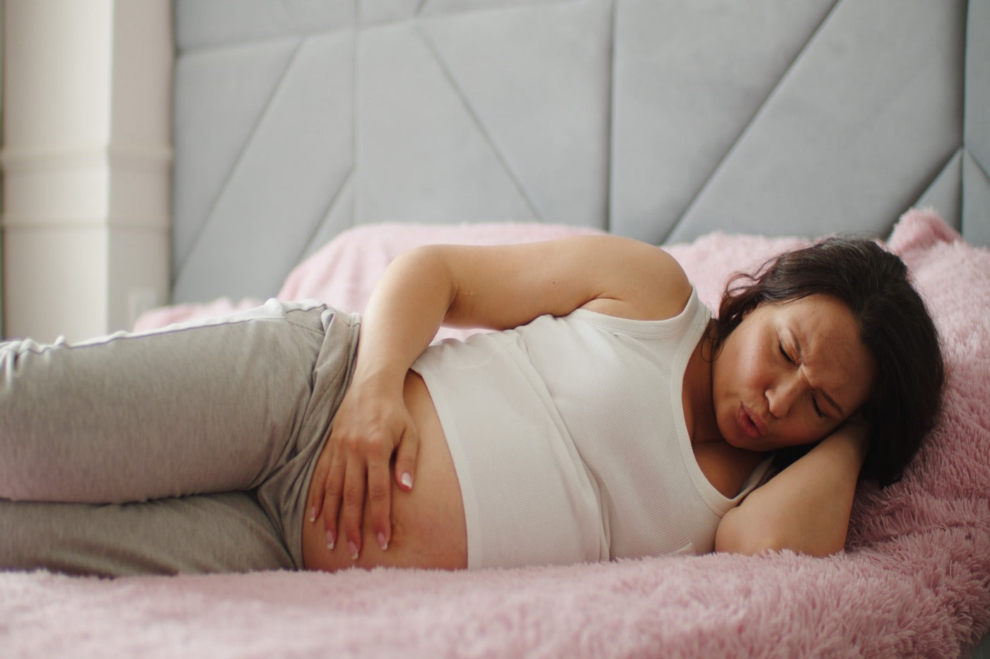 Round Ligament Pain During Pregnancy – Happiest Baby
